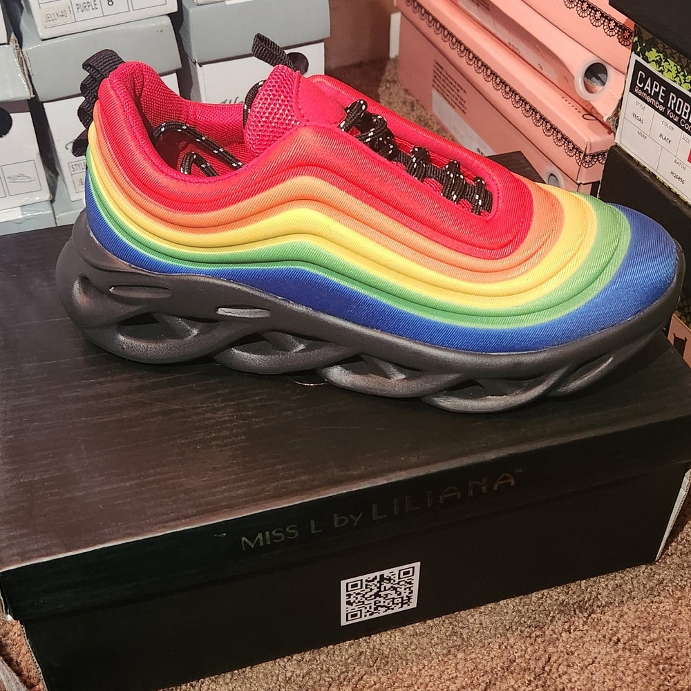 Rainbow Sneaker Black Base